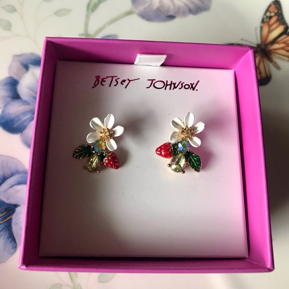 Betsey Johnson Strawberry Earrings
NEW - Picture 3 of 4